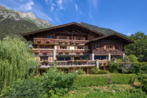 Гостиница Auberge du Bois Prin  Шамони